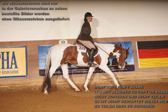 s_A_900650.JPG